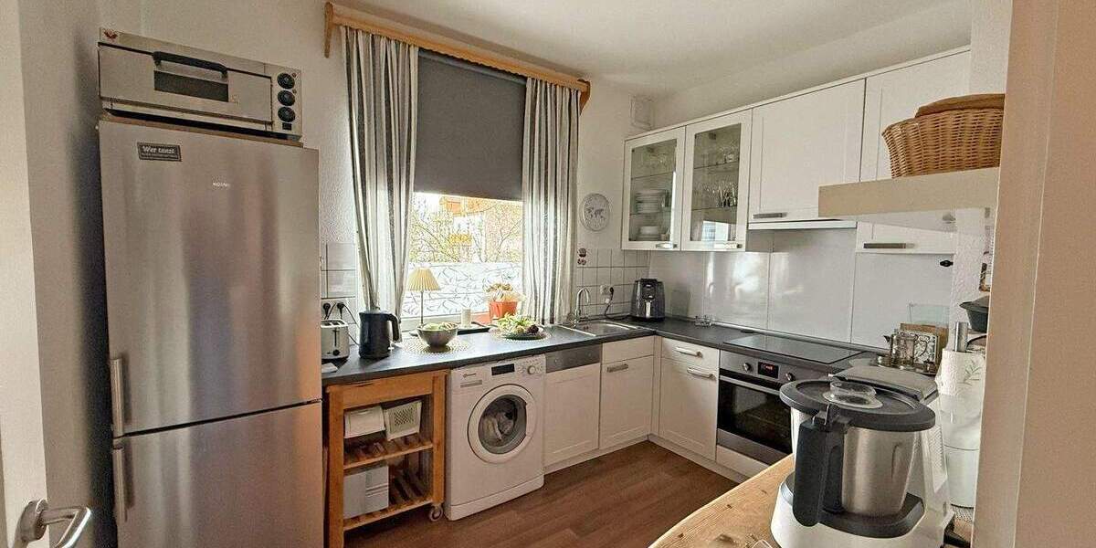 Etagenwohnung Krefeld Kempener Feld/Baakeshof - 6 Zimmer, 188 m&sup2;, 299.000&euro; | Angebot:25736351