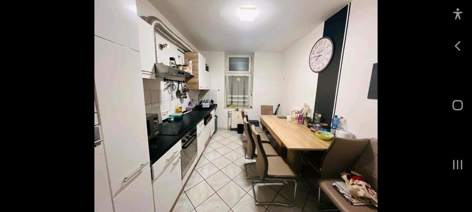 Erdgeschoßwohnung Essen Stadtbezirk VI - 1 Zimmer, 43 m&sup2;, 450&euro; | Angebot:25404233
