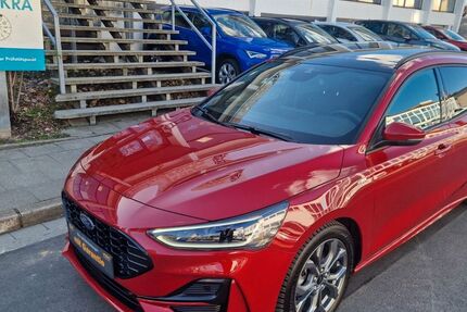 Ford Focus 28.014 km 18.999 &euro; Essen 45307