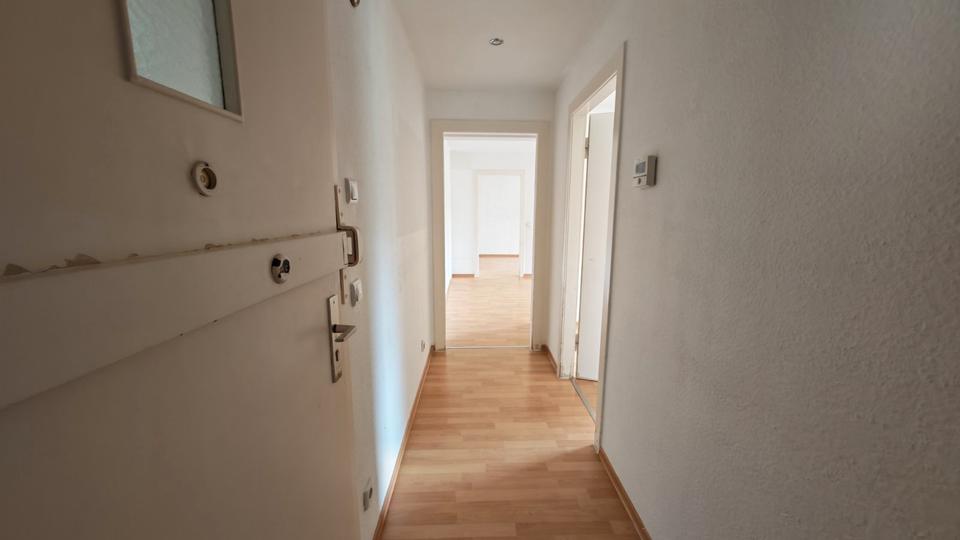 Etagenwohnung Düsseldorf Oberbilk - 2 Zimmer, 60 m&sup2;, 730&euro; | Angebot:26646850