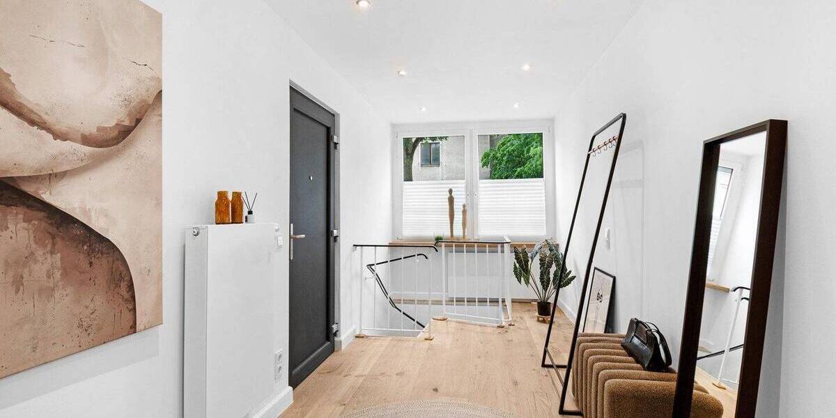 Etagenwohnung Neuss Weissenberg - 2 Zimmer, 103 m&sup2;, 349.000&euro; | Angebot:26737054