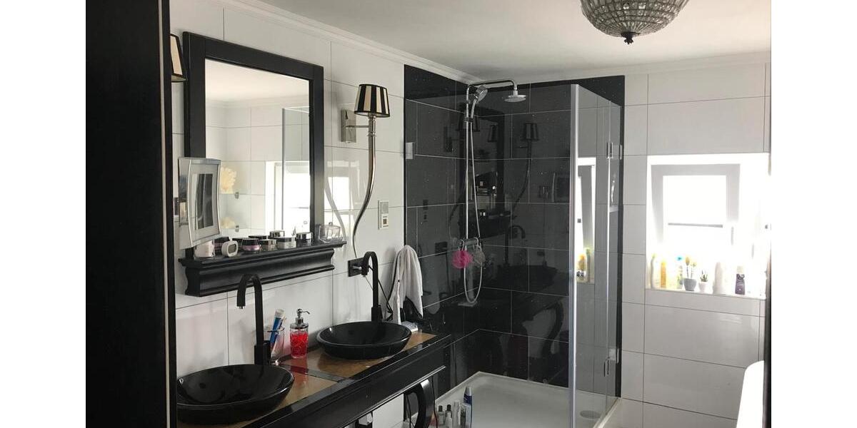 Doppelhaushälfte Duisburg Angerhausen - 5 Zimmer, 103 m&sup2;, 415.000&euro; | Angebot:26677383