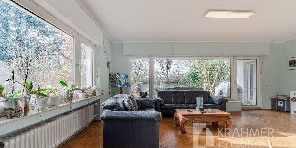 Einfamilienhaus Moers Kapellen-Mitte - 9 Zimmer, 181 m&sup2;, 649.000&euro; | Angebot:25684258