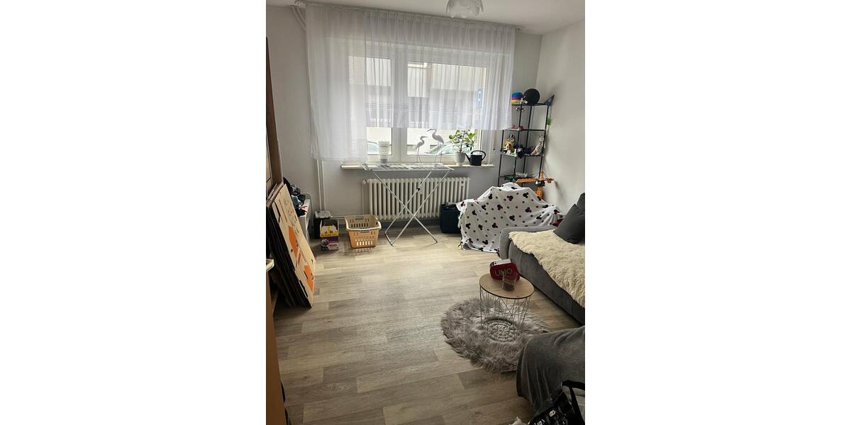 Erdgeschoßwohnung Duisburg Mittelmeiderich - 2 Zimmer, 58 m&sup2;, 370&euro; | Angebot:25870104