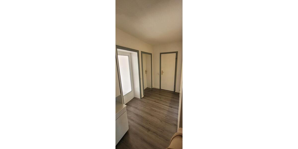 Etagenwohnung Ratingen Lintorf - 2 Zimmer, 66 m&sup2;, 190.000&euro; | Angebot:26728351