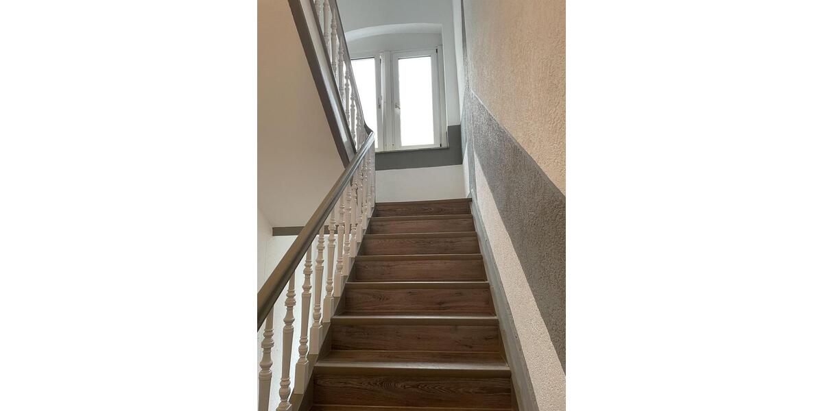 Etagenwohnung Essen Huttrop - 4 Zimmer, 81 m&sup2;, 1.140&euro; | Angebot:25430682