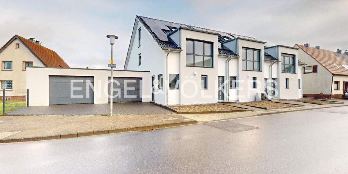 Reihenmittelhaus Kamp-Lintfort Niersenbruch - 4 Zimmer, 177 m&sup2;, 2.500&euro; | Angebot:25822363