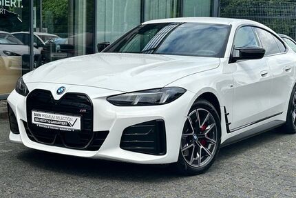 BMW i4 22.721 km 55.250 &euro; Mülheim 45472