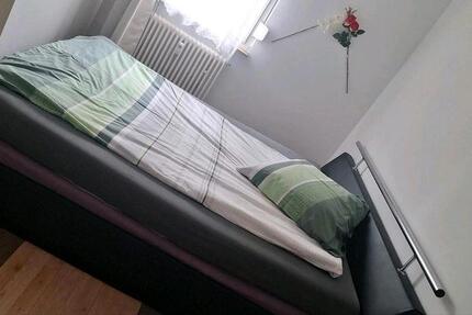 Wohnung Düsseldorf Stadtbezirk 8 - 1 Zimmer, 16 m&sup2;, 550&euro; | Angebot:26035740