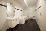 Moderne und großzügige 5 Zimmer-Wohnung über zwei Etagen mit separatem Eingang und Einbauküche - Maisonettenwohnung Düsseldorf Heerdt | Angebot:27313431