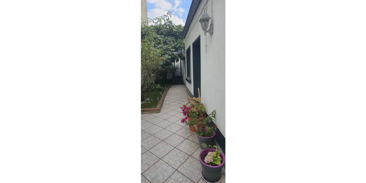 Mehrfamilienhaus, Wohnhaus Krefeld Stadtmitte - 1 Zimmer, 187 m&sup2;, 350.000&euro; | Angebot:26751962