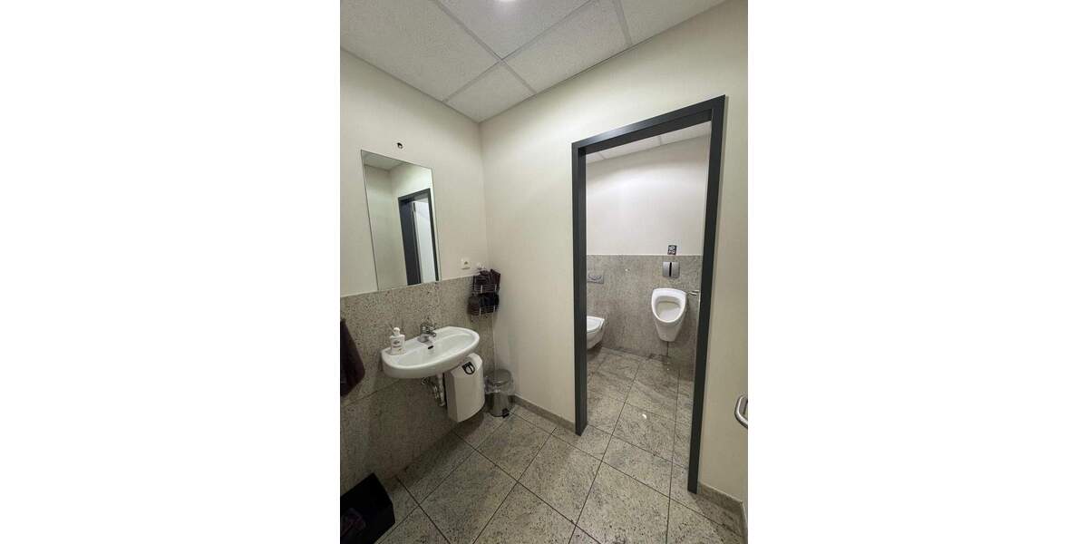 Gewerbeobjekt Willich Wekeln - 4 Zimmer, 190 m&sup2;, 1.900&euro; | Angebot:25664849