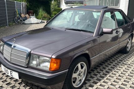 Mercedes-Benz 190 147.000 km 7.890 &euro; Krefeld 47809