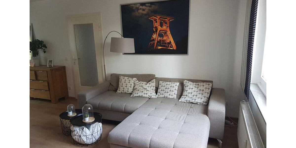 Etagenwohnung Essen Stadtbezirk II - 3 Zimmer, 70 m&sup2;, 875&euro; | Angebot:26705009