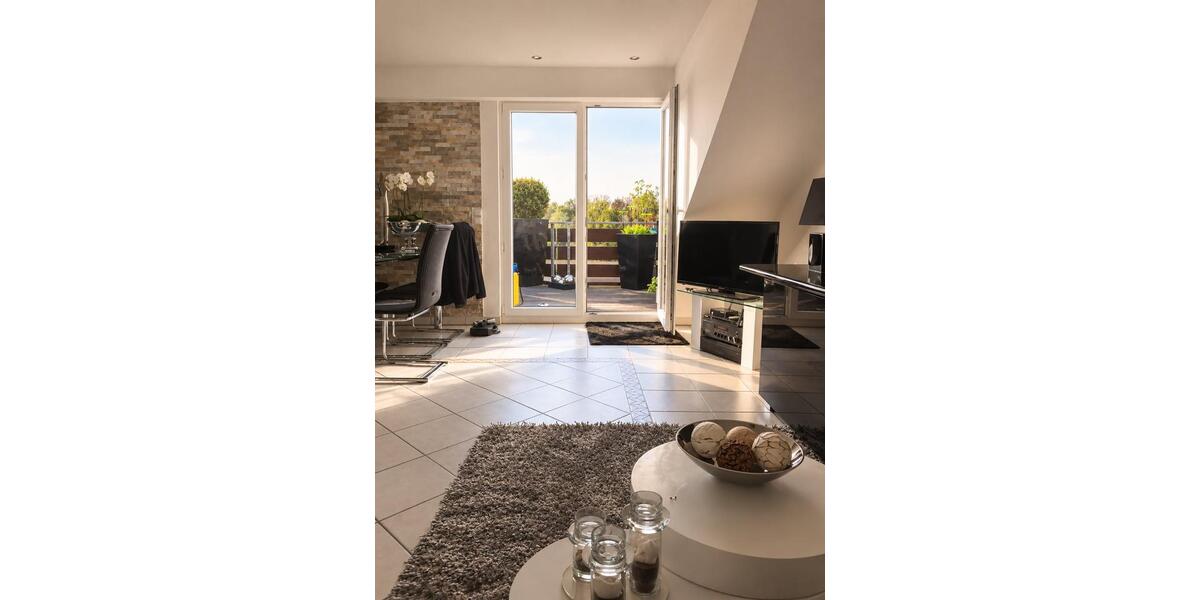 Dachgeschoßwohnung Moers - 3 Zimmer, 78 m&sup2;, 259.000&euro; | Angebot:27257576