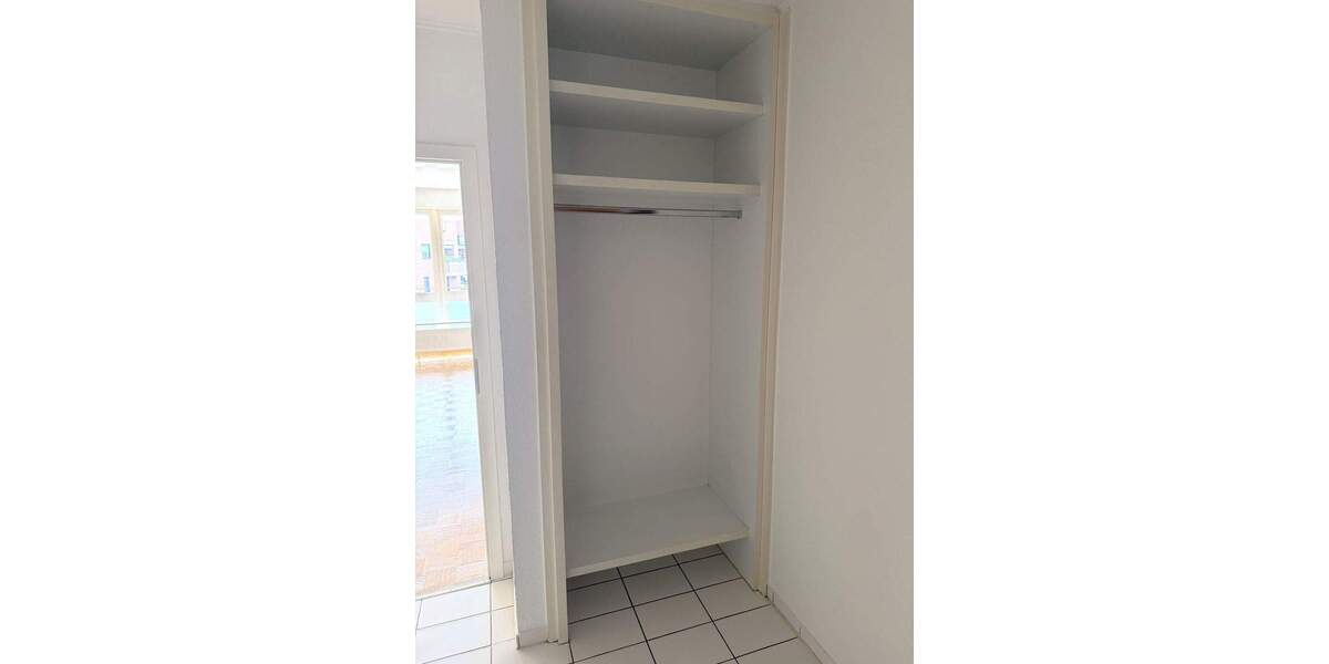 Etagenwohnung Düsseldorf Düsseltal - 2 Zimmer, 74 m&sup2;, 875&euro; | Angebot:25916628