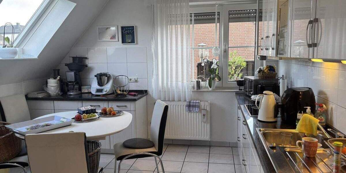Doppelhaushälfte Krefeld Traar - 3 Zimmer, 100 m&sup2;, 455.000&euro; | Angebot:25693363