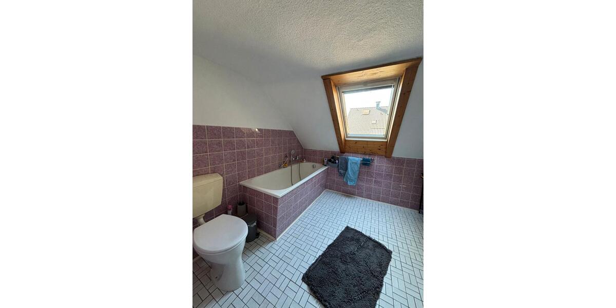 Doppelhaushälfte Nettetal - 6 Zimmer, 150 m&sup2;, 250.000&euro; | Angebot:26415797