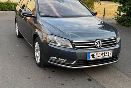 VW Passat Variant 220.000 km 8.700 &euro; Neuss 41468
