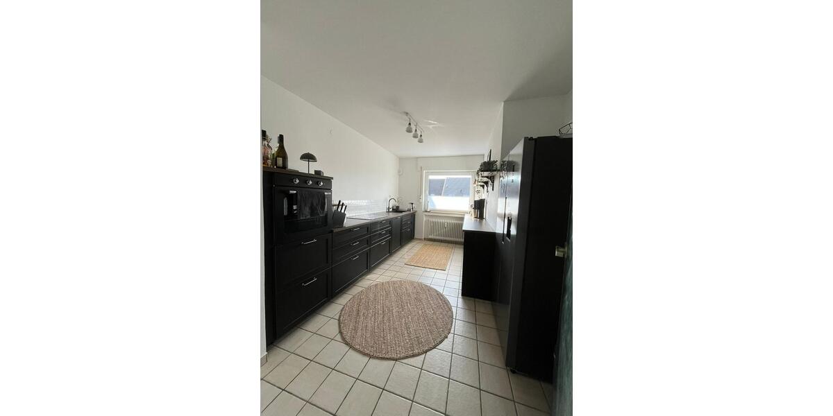 Etagenwohnung Hünxe - 4.5 Zimmer, 123 m&sup2;, 1.350&euro; | Angebot:25870118