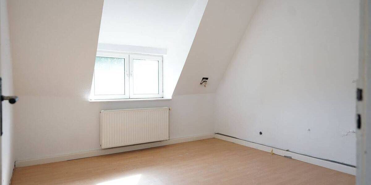 Einfamilienhaus Krefeld / Fischeln Fischeln - 7 Zimmer, 140 m&sup2;, 335.000&euro; | Angebot:25695256
