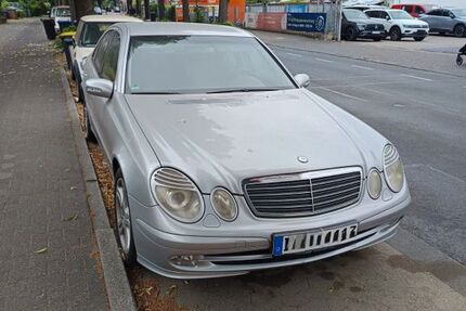 Mercedes-Benz 200 260.000 km 1.950 &euro; Düsseldorf 40589