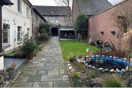 Wohnung Krefeld-Hüls Hüls - 3 Zimmer, 73 m&sup2;, 525&euro; | Angebot:25712618