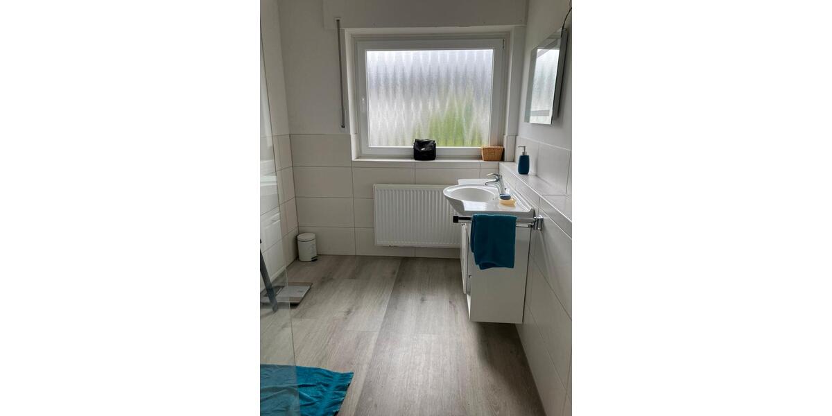 Reihenhaus Krefeld Fischeln - 4 Zimmer, 104 m&sup2;, 333.000&euro; | Angebot:27297142