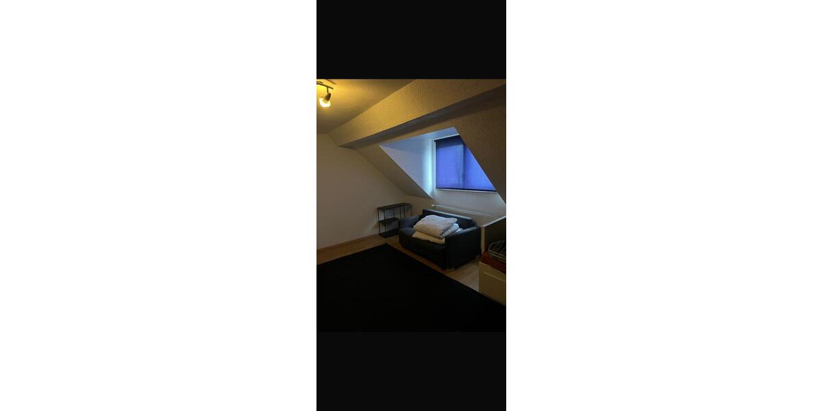 Maisonettenwohnung Duisburg Hamborn - 6.5 Zimmer, 165 m&sup2;, 1.350&euro; | Angebot:25972365