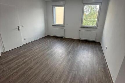 Wohnung Duisburg Rheinhausen - 5 Zimmer, 180 m&sup2;, 1.300&euro; | Angebot:26516432