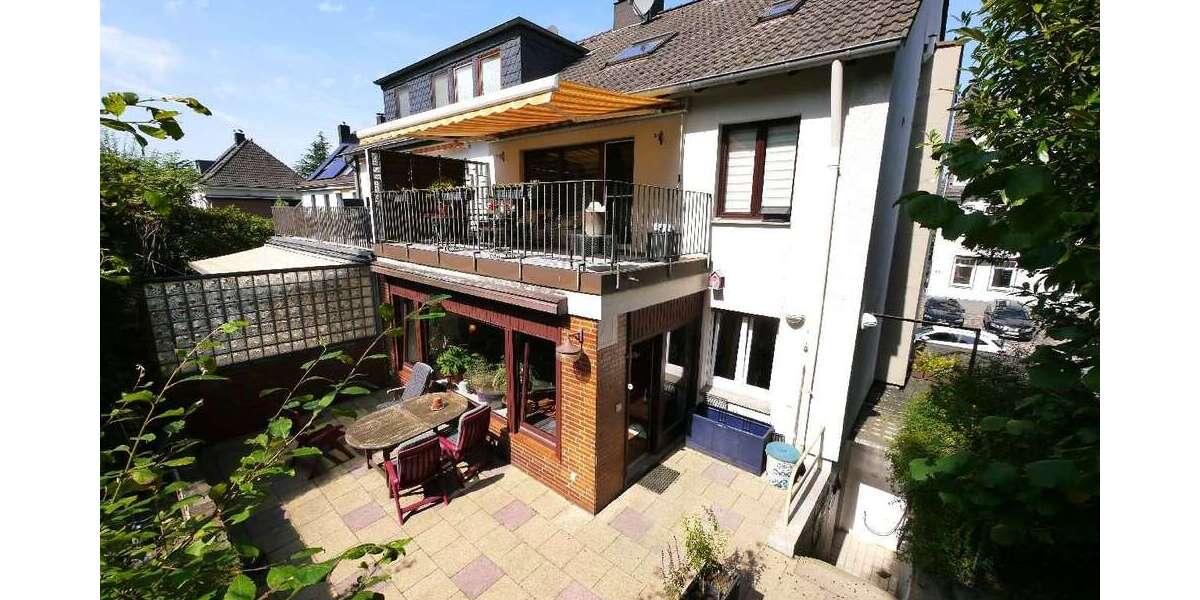 Einfamilienhaus Essen Stadtbezirk IX - 8 Zimmer, 177 m&sup2;, 500.000&euro; | Angebot:25807623