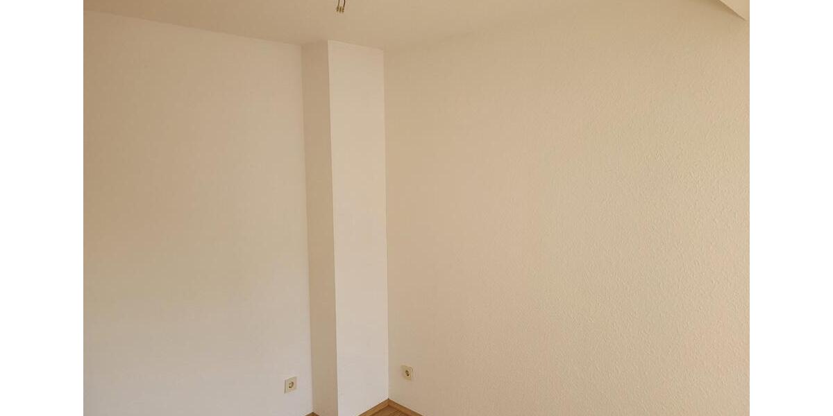 Dachgeschoßwohnung Essen Stadtbezirk IX - 3 Zimmer, 42 m&sup2;, 445&euro; | Angebot:25854722
