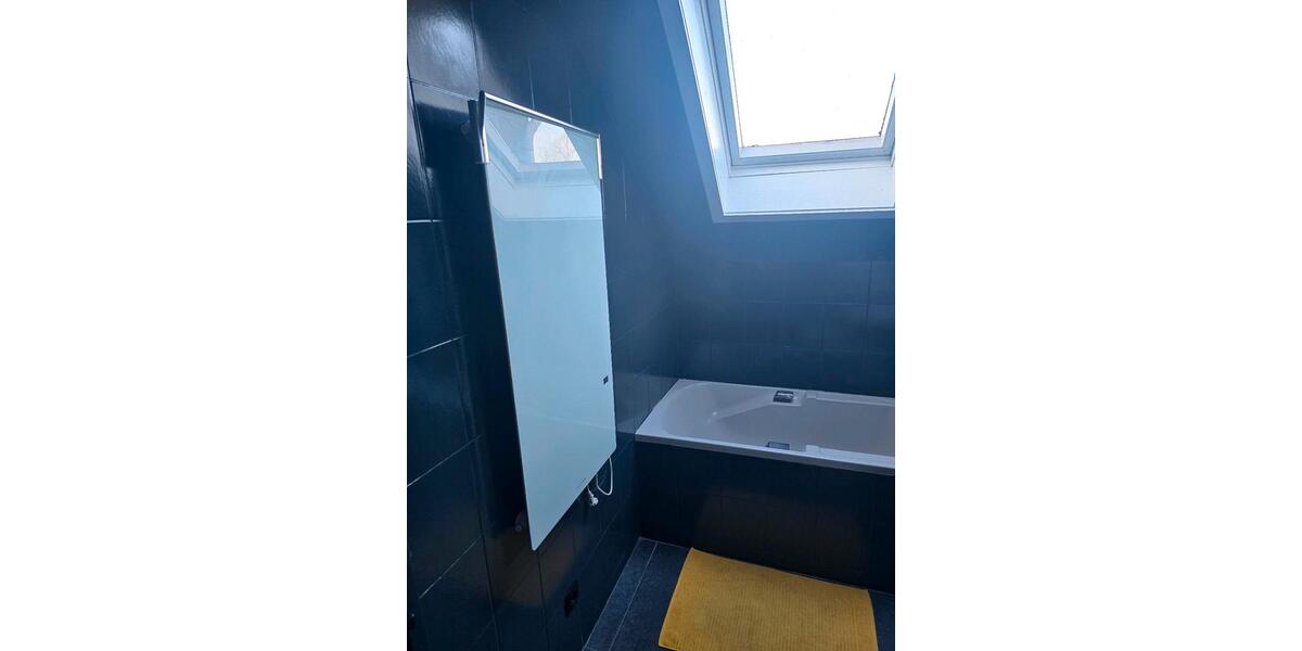 Dachgeschoßwohnung Ratingen - 2 Zimmer, 50 m&sup2;, 800&euro; | Angebot:25044434