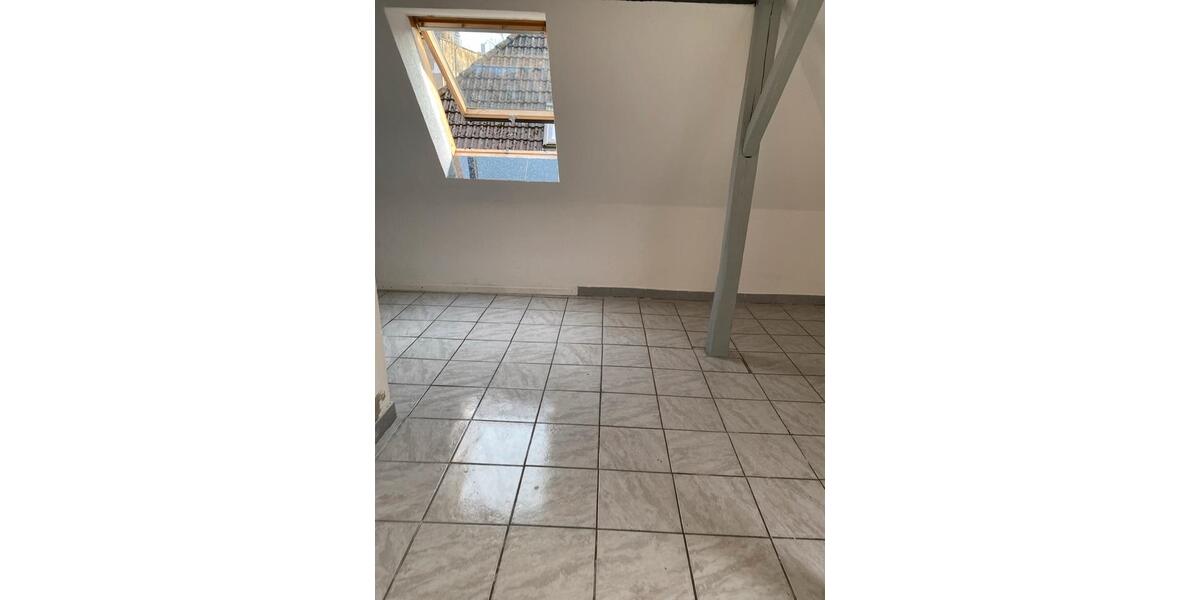 Dachgeschoßwohnung Duisburg Rheinhausen - 1 Zimmer, 45 m&sup2;, 590&euro; | Angebot:25875981