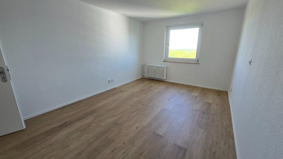 Etagenwohnung Essen Huttrop - 2.5 Zimmer, 67 m&sup2;, 680&euro; | Angebot:25945489