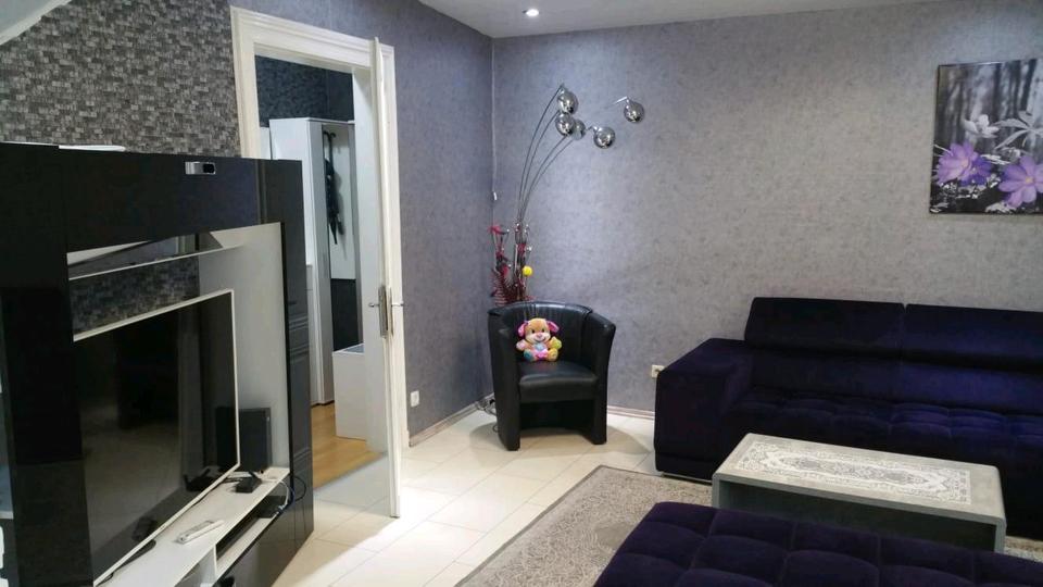Erdgeschoßwohnung Duisburg Ruhrort - 3 Zimmer, 82 m&sup2;, 1.350&euro; | Angebot:26693906