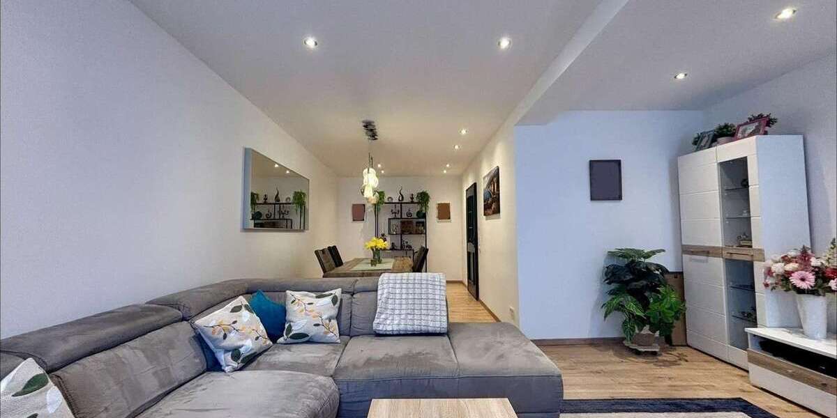 Einfamilienhaus Krefeld Hüls - 4.5 Zimmer, 137 m&sup2;, 486.000&euro; | Angebot:25158812
