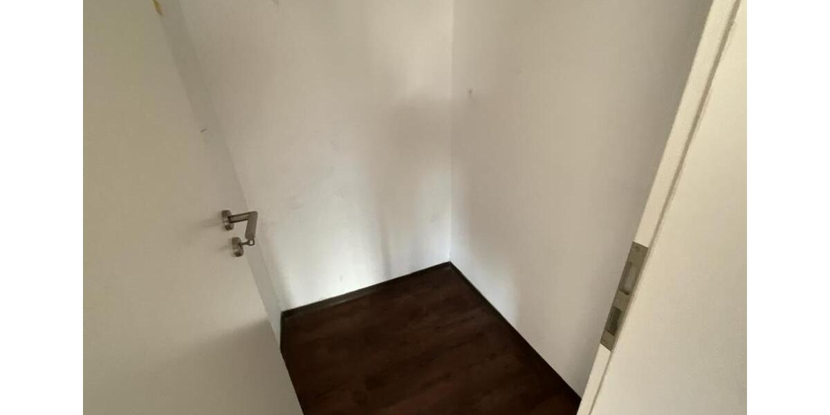 Etagenwohnung Moers - 3.5 Zimmer, 67 m&sup2;, 619&euro; | Angebot:25840977