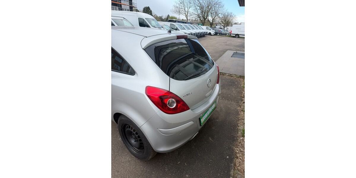 Opel Corsa D 155.238 km 4.499 &euro; Willich 47877