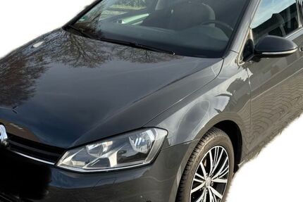 VW Golf 107.000 km 9.300 &euro; Krefeld 47803
