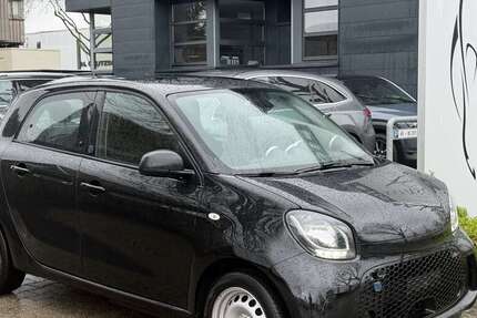 Smart forFour 38.123 km 9.950 &euro; Krefeld 47805