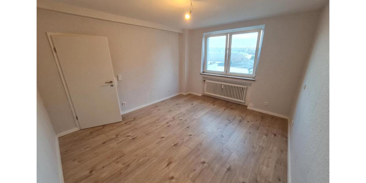 Etagenwohnung Krefeld Cracau - 3 Zimmer, 73 m&sup2;, 775&euro; | Angebot:26697782