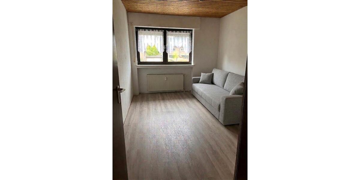 Reihenhaus Krefeld Fischeln - 4 Zimmer, 104 m&sup2;, 333.000&euro; | Angebot:27297142