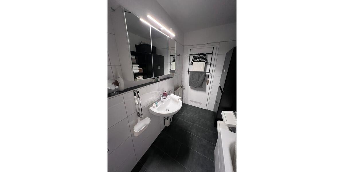 Etagenwohnung Dinslaken Lohberg - 3.5 Zimmer, 80 m&sup2;, 720&euro; | Angebot:26013830