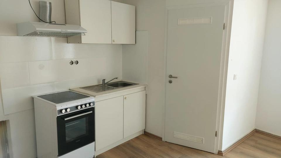 Erdgeschoßwohnung Duisburg Mittelmeiderich - 1 Zimmer, 45 m&sup2;, 371&euro; | Angebot:25484227