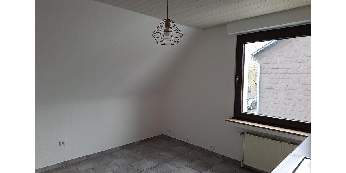 Dachgeschoßwohnung Dinslaken Lohberg - 2 Zimmer, 64 m&sup2;, 490&euro; | Angebot:25947638