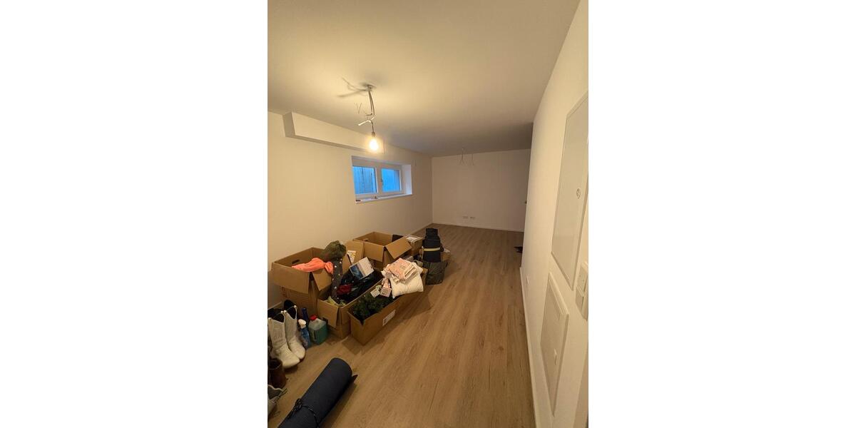 Terrassenwohnung Düsseldorf Lörick - 4 Zimmer, 122 m&sup2;, 1.800&euro; | Angebot:25646307