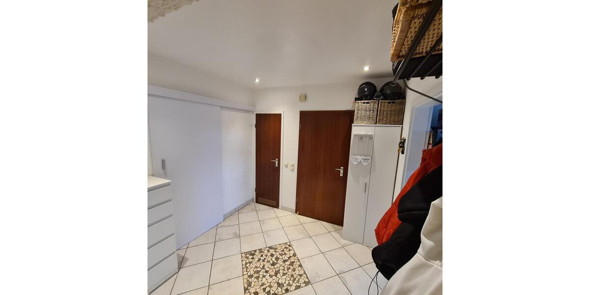 Etagenwohnung Wesel Bislich - 3.5 Zimmer, 89 m&sup2;, 176.000&euro; | Angebot:22204343