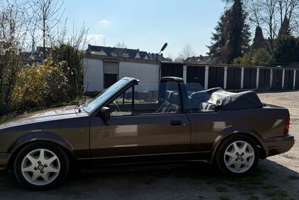 Ford Escort 90.422 km 4.300 &euro; Viersen 41747