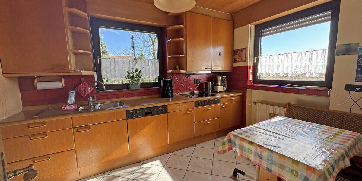 Mehrfamilienhaus, Wohnhaus Wesel Lackhausen - 7 Zimmer, 212 m&sup2;, 530.000&euro; | Angebot:25970382